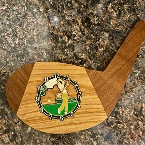 Golf-Themed Wall Clock with Green and Brown Accents
